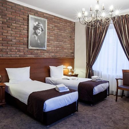 Trzy Korony Boutique Hotel&Spa Piwne Pulawy Exterior photo