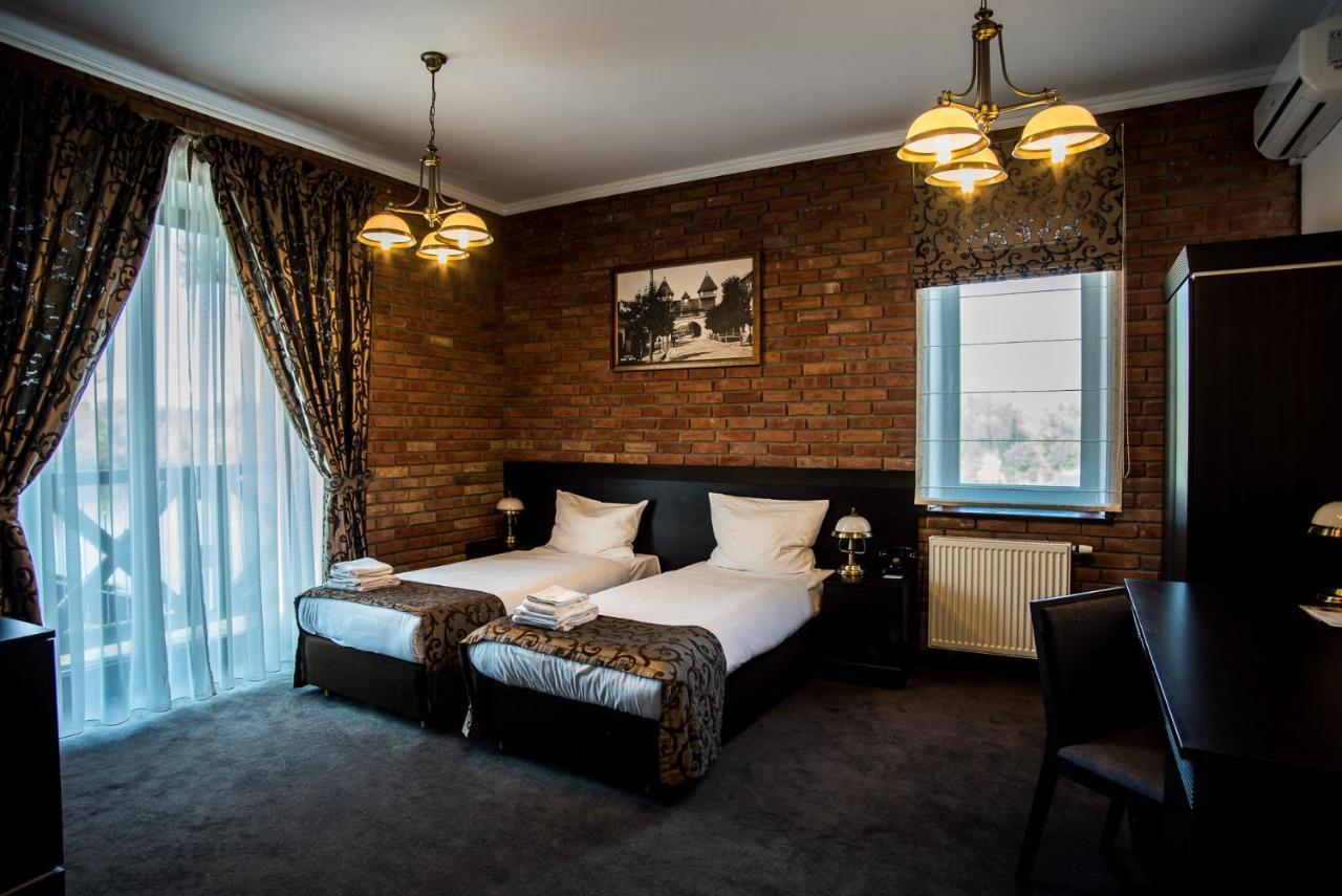 Trzy Korony Boutique Hotel&Spa Piwne Pulawy Exterior photo